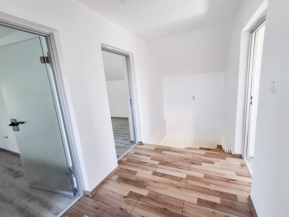 Casa individuala cu 4 camere de vanzare in Giarmata, zona Nord-Vest 12, foxfort.ro