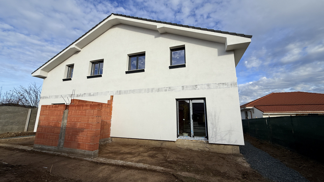 Comision 0% Duplex 4 camere cu izolatie dubla si toate utilitatile - Ghiroda 1, foxfort.ro