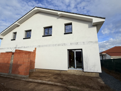 Comision 0% Duplex 4 camere cu izolatie dubla si toate utilitatile - Ghiroda