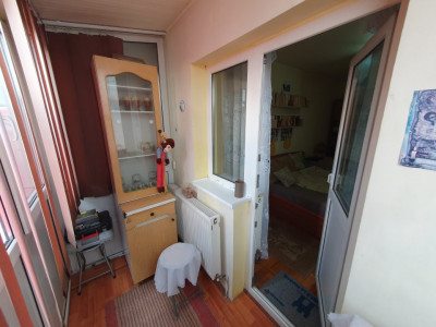 Apartament cu 3 camere decomandat - zona Dambovita imagine mica 24, foxfort.ro