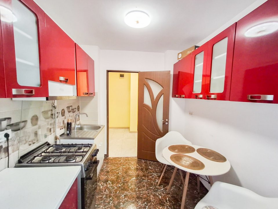 Apartament cu 3 camere de inchiriat in Timisoara, zona Lipovei 6, foxfort.ro