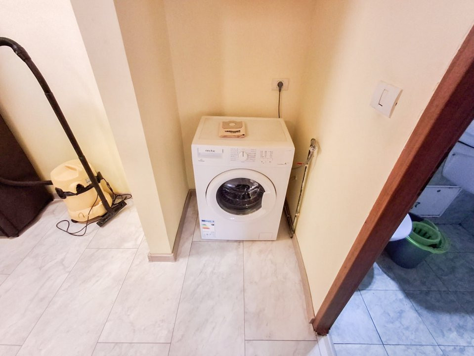Apartament cu 3 camere de inchiriat in Timisoara, zona Lipovei 12, foxfort.ro