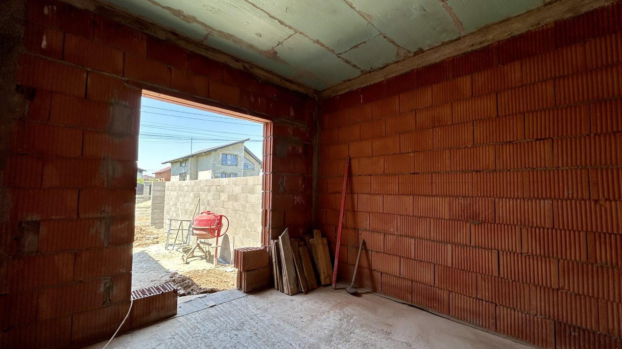 Duplex cu 4 camere de vanzare + 2 locuri de parcare in Sanandrei  10, foxfort.ro