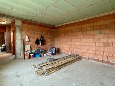 Duplex cu 4 camere de vanzare + 2 locuri de parcare in Sanandrei imagine mica 3, foxfort.ro