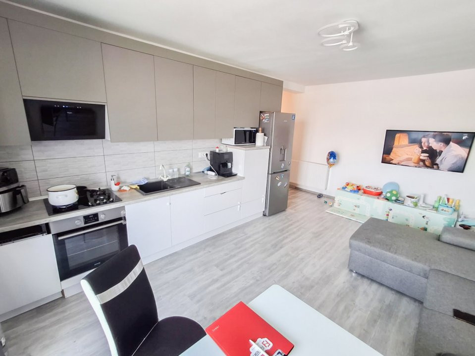 Apartament cu 3 camere de vanzare in Giroc 3, foxfort.ro