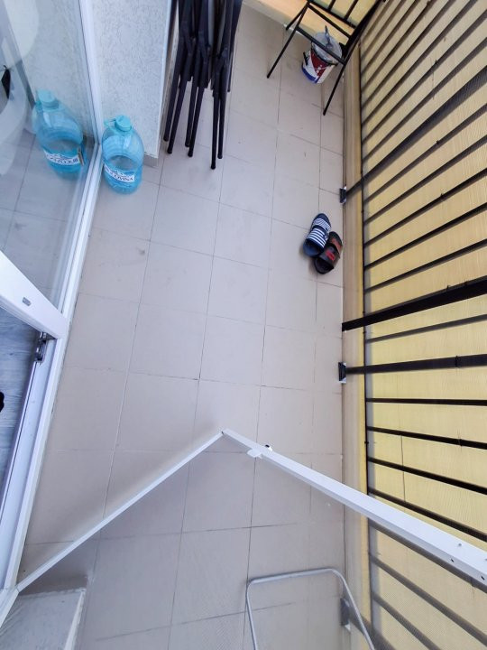 Apartament cu 3 camere de vanzare in Giroc 4, foxfort.ro