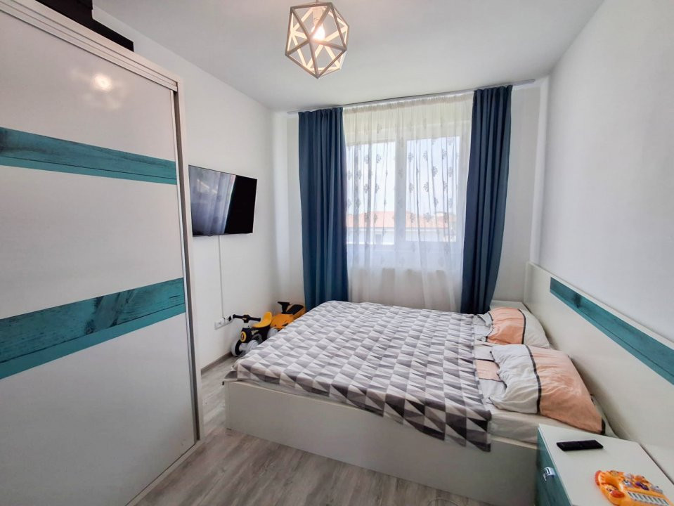 Apartament cu 3 camere de vanzare in Giroc 5, foxfort.ro