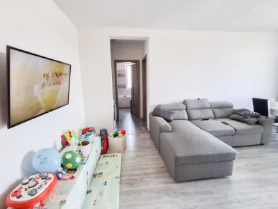 Apartament cu 3 camere de vanzare in Giroc imagine mica 2, foxfort.ro