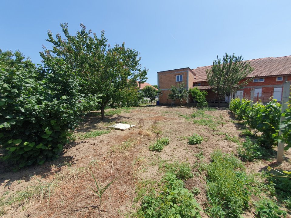 COMISION 0% Duplex la Rosu, Peciu Nou - Total de 231 mp utili, teren 1000 mp 30, foxfort.ro