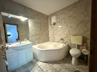 COMISION 0% Duplex de inchiriat cu 3 camere, 3 bai, in zona Lidl Dumbravita imagine mica 6, foxfort.ro
