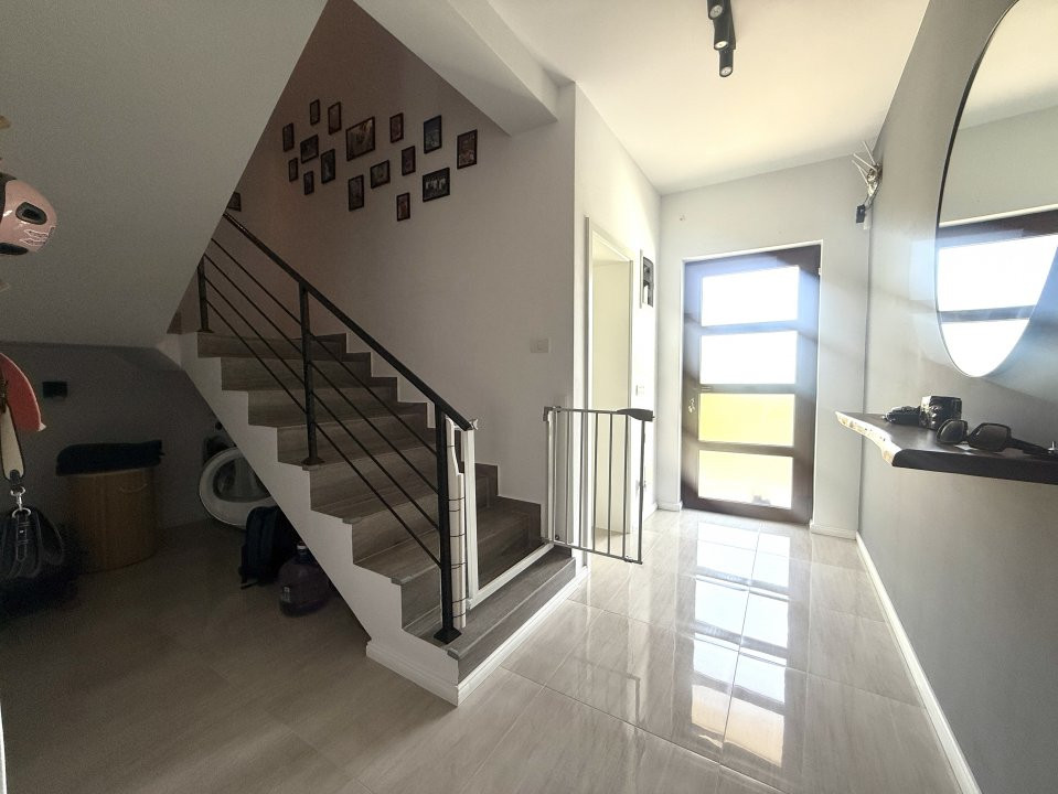 COMISION 0% Triplex mobilat cu 4 camere, 112 mp, in Dumbravita  4, foxfort.ro
