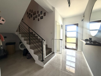 COMISION 0% Triplex mobilat cu 4 camere, 112 mp, in Dumbravita imagine mica 4, foxfort.ro