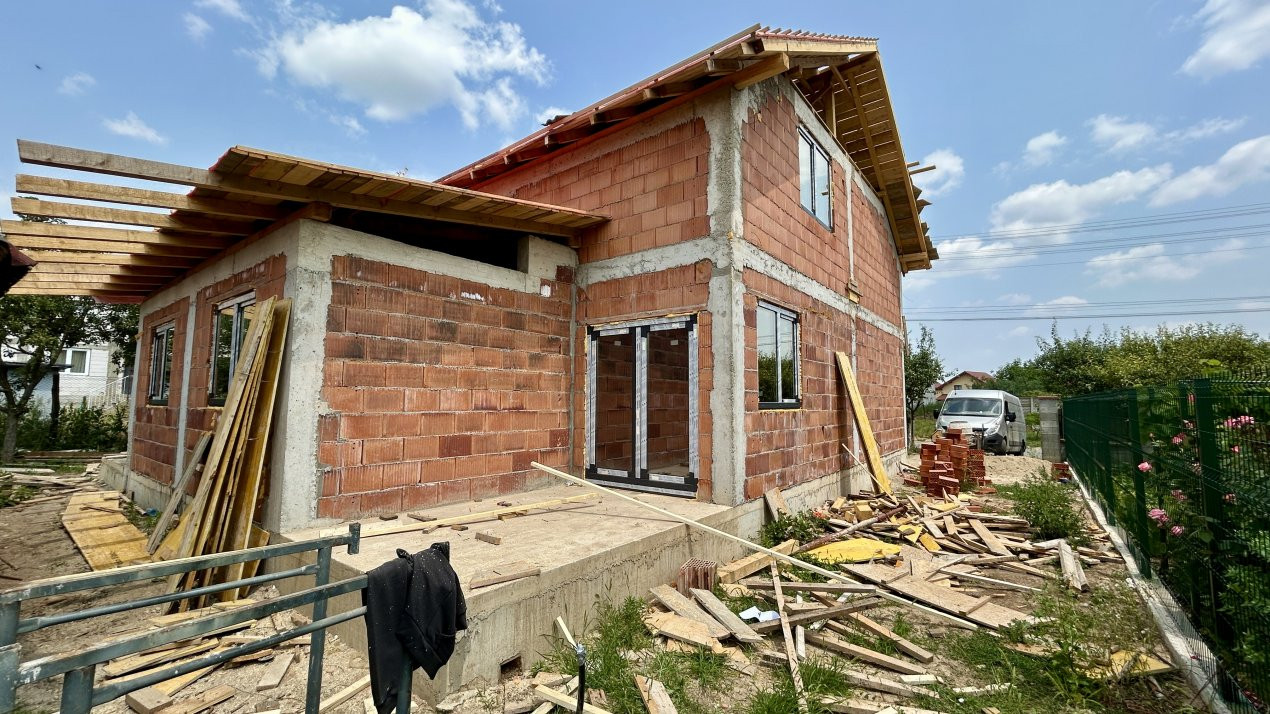 Duplex cu 4 camere de 92 mp si teren de 250 mp - Sanandrei 1, foxfort.ro