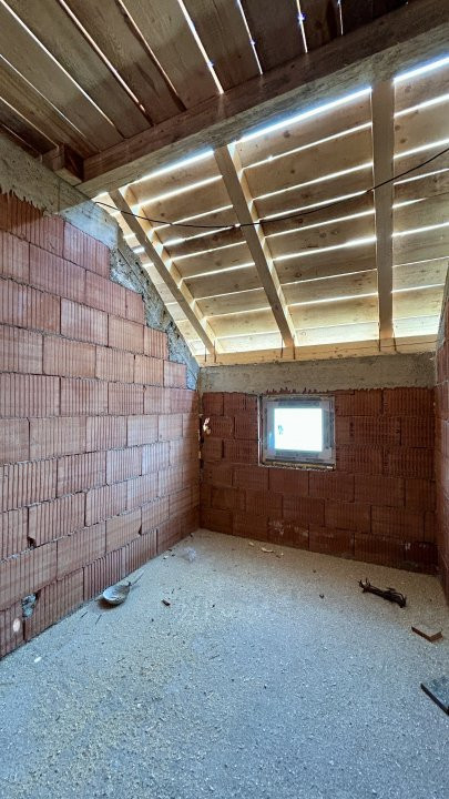 Duplex cu 4 camere de 92 mp si teren de 250 mp - Sanandrei 14, foxfort.ro