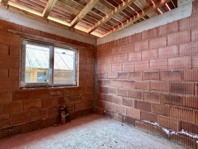 Duplex cu 4 camere de 92 mp si teren de 250 mp - Sanandrei imagine mica 4, foxfort.ro