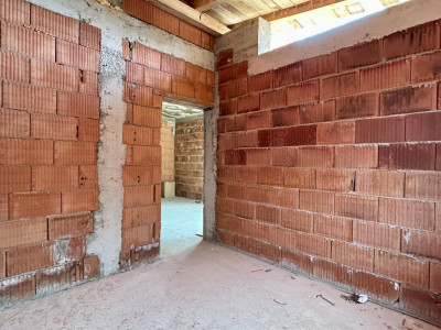 Duplex cu 4 camere de 92 mp si teren de 250 mp - Sanandrei imagine mica 5, foxfort.ro