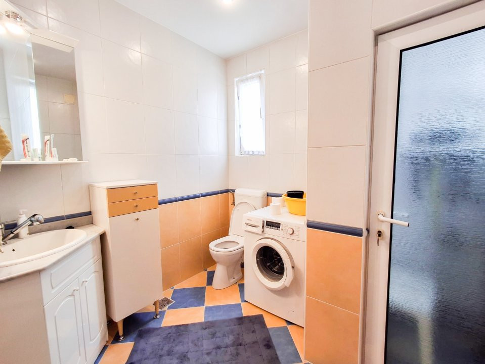 Casa individuala de vanzare in Timisoara cu sauna si piscina, zona Fratelia 9, foxfort.ro