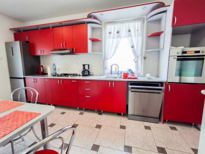 Casa individuala de vanzare in Timisoara cu sauna si piscina, zona Fratelia imagine mica 4, foxfort.ro