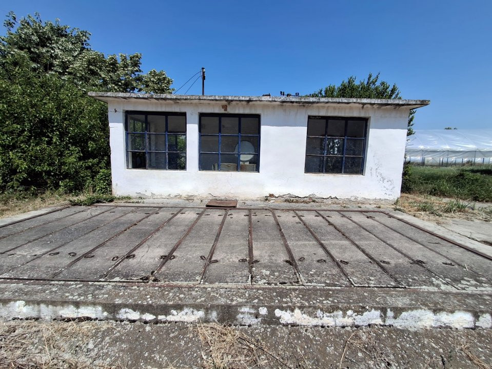 COMISION 0% Spatiu industrial de 695 mp si teren de 1821 mp - Giulvaz 14, foxfort.ro