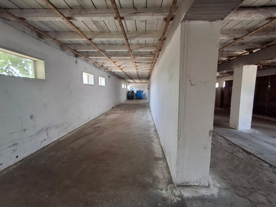 COMISION 0% Spatiu industrial de 695 mp si teren de 1821 mp - Giulvaz 18, foxfort.ro