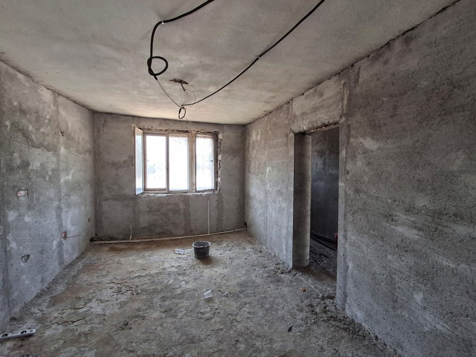 COMISION 0% Spatiu industrial de 695 mp si teren de 1821 mp - Giulvaz 23, foxfort.ro