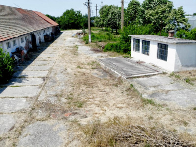 COMISION 0% Spatiu industrial de 695 mp si teren de 1821 mp - Giulvaz imagine mica 7, foxfort.ro