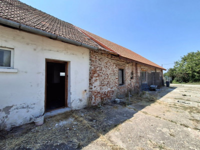 COMISION 0% Spatiu industrial de 695 mp si teren de 1821 mp - Giulvaz imagine mica 11, foxfort.ro