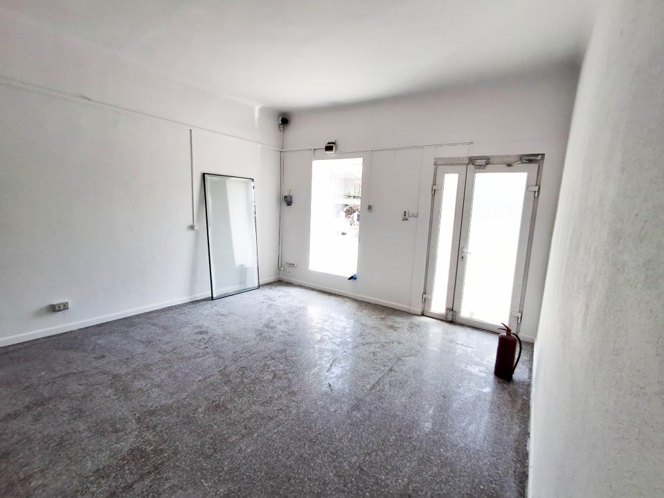 Spatiu comercial 47 mp cu vad excelent, zona Piata Badea Cartan 2, foxfort.ro