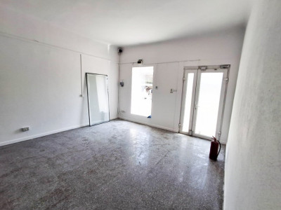 Spatiu comercial 47 mp cu vad excelent, zona Piata Badea Cartan imagine mica 2, foxfort.ro