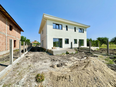 COMISION 0% Duplex premium cu 4 camere in Mosnita, pozitie centrala imagine mica 2, foxfort.ro