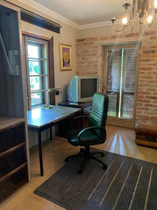 Casa individuala de inchiriat cu o camera - zona Ghiroda 14, foxfort.ro