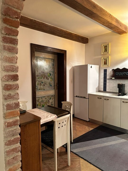 Casa individuala de inchiriat cu o camera - zona Ghiroda 16, foxfort.ro