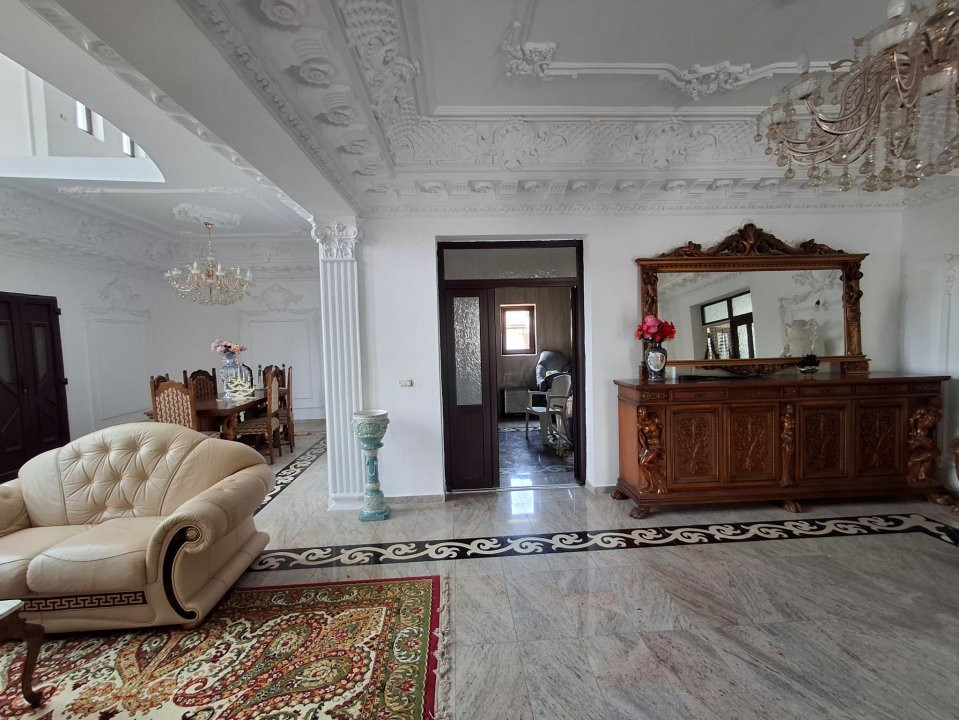 COMISION 0% - De vanzare casa individuala 770 mp utili in Recas 5, foxfort.ro