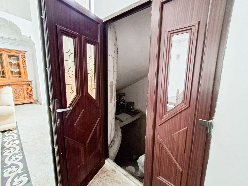 COMISION 0% - De vanzare casa individuala 770 mp utili in Recas 11, foxfort.ro