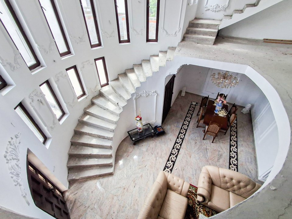 COMISION 0% - De vanzare casa individuala 770 mp utili in Recas 13, foxfort.ro