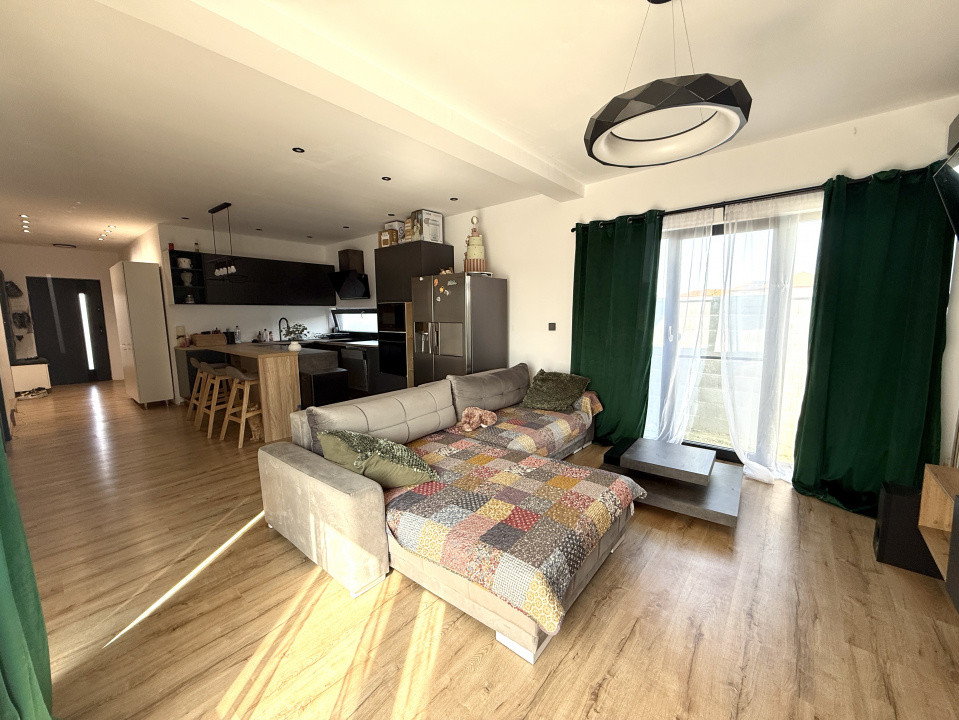 Duplex inedit cu 4 camere, 150 mp, mobilat, in Dumbravita 2, foxfort.ro