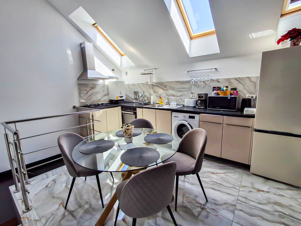 Casa cu 2 apartamente si inchiriere Air BNB - Timisoara, Sinaia 17, foxfort.ro