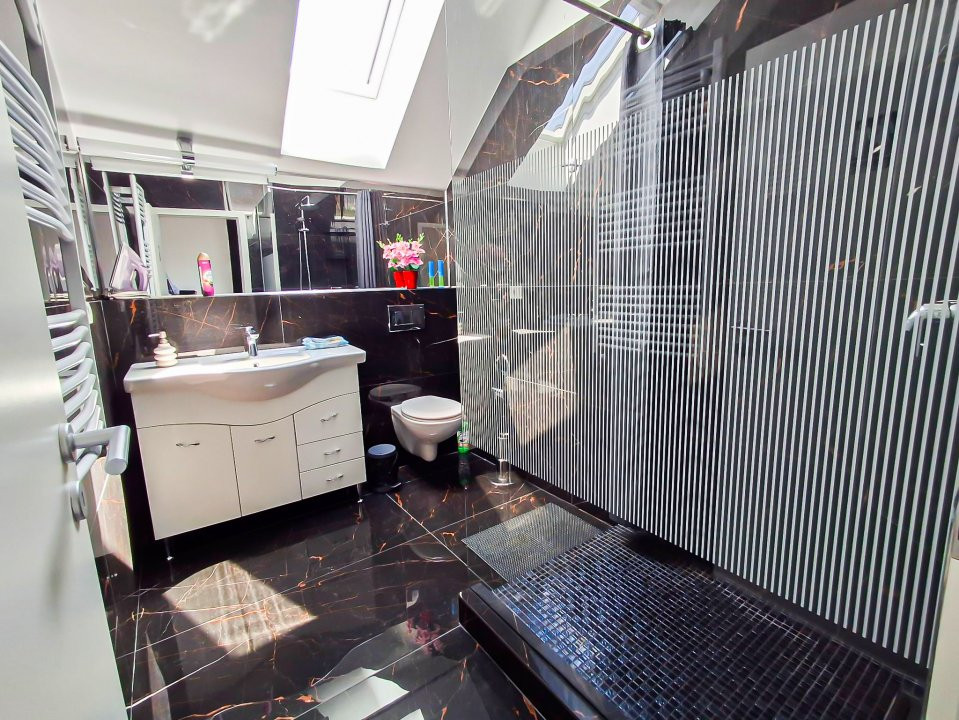 Casa cu 2 apartamente si inchiriere Air BNB - Timisoara, Sinaia 21, foxfort.ro