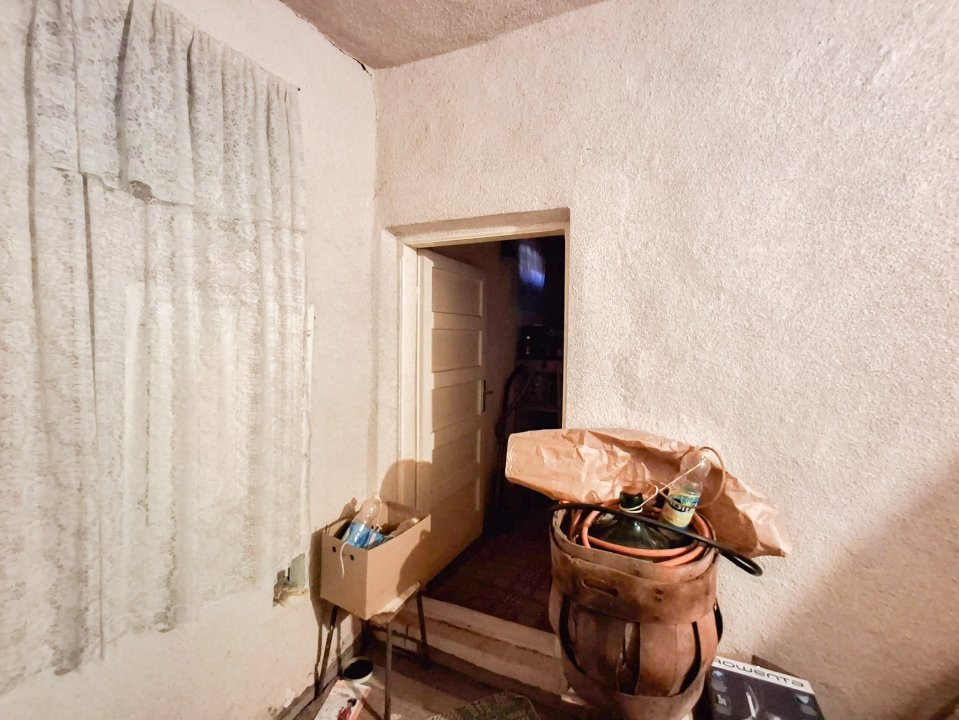 COMISION 0% - Casa individuala 5 camere cu teren 1348 mp - Giarmata 15, foxfort.ro