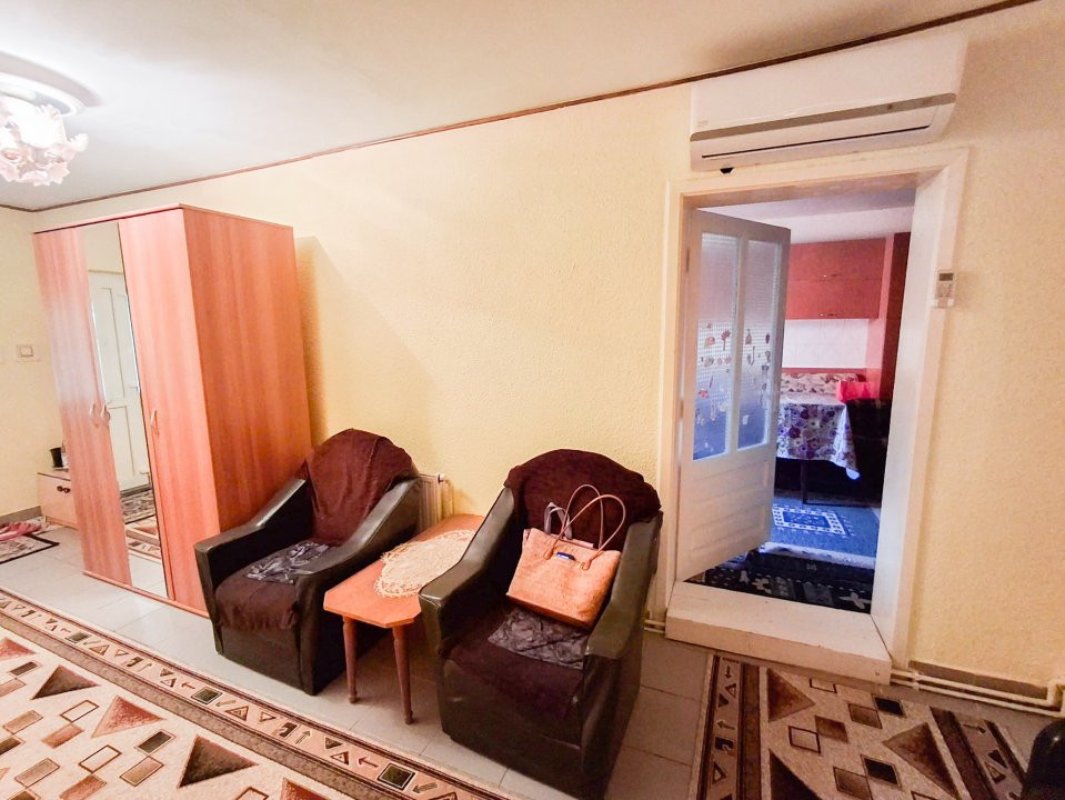 COMISION 0% - Casa individuala 5 camere cu teren 1348 mp - Giarmata 24, foxfort.ro