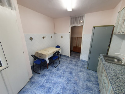 Apartament cu 3 camere, decomandat, Girocului imagine mica 4, foxfort.ro