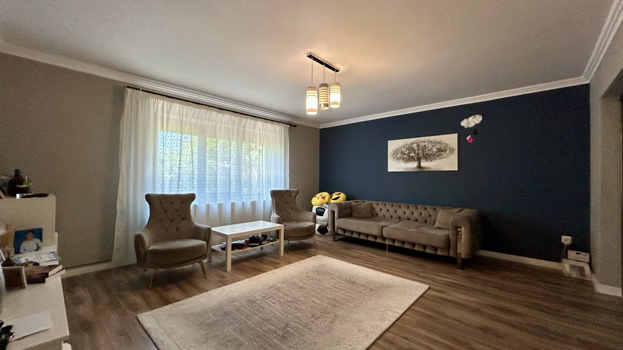 Duplex cu 4 camere spatios, teren 303 mp, zona Giarmata 4, foxfort.ro