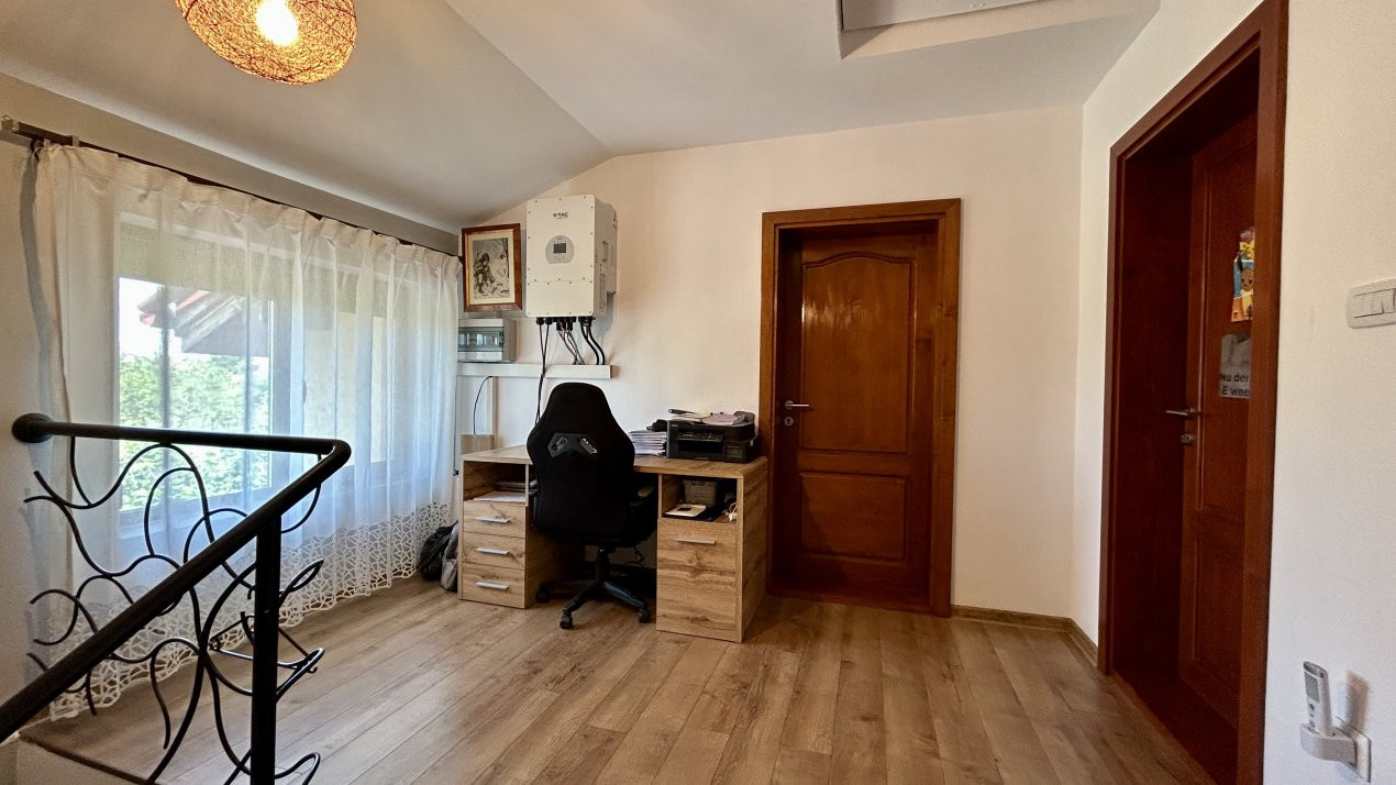 Duplex cu 4 camere spatios, teren 303 mp, zona Giarmata 17, foxfort.ro