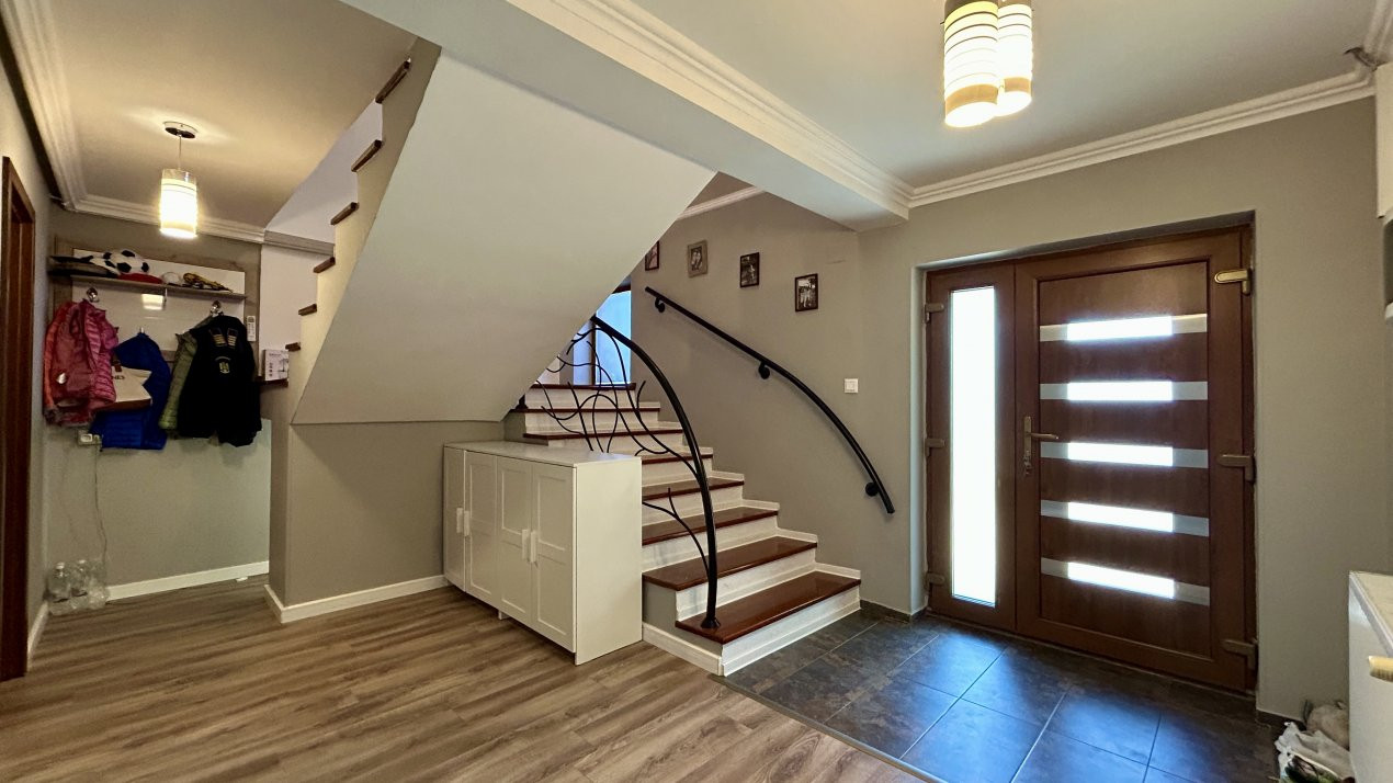 COMISION 0% Duplex cu 4 camere spatios, teren 303 mp, zona Giarmata 15, foxfort.ro