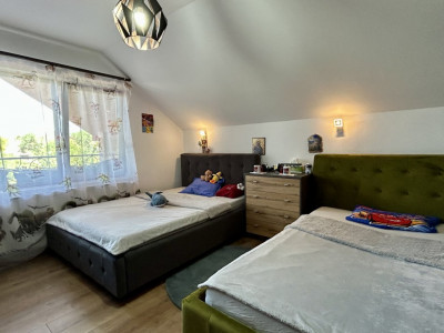 Duplex cu 4 camere spatios, teren 303 mp, zona Giarmata imagine mica 8, foxfort.ro