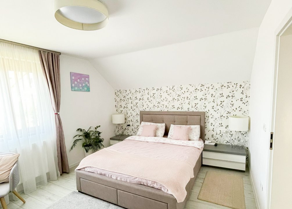 Casa individuala cu 5 camere in Mosnita Veche, zona Est 3, foxfort.ro
