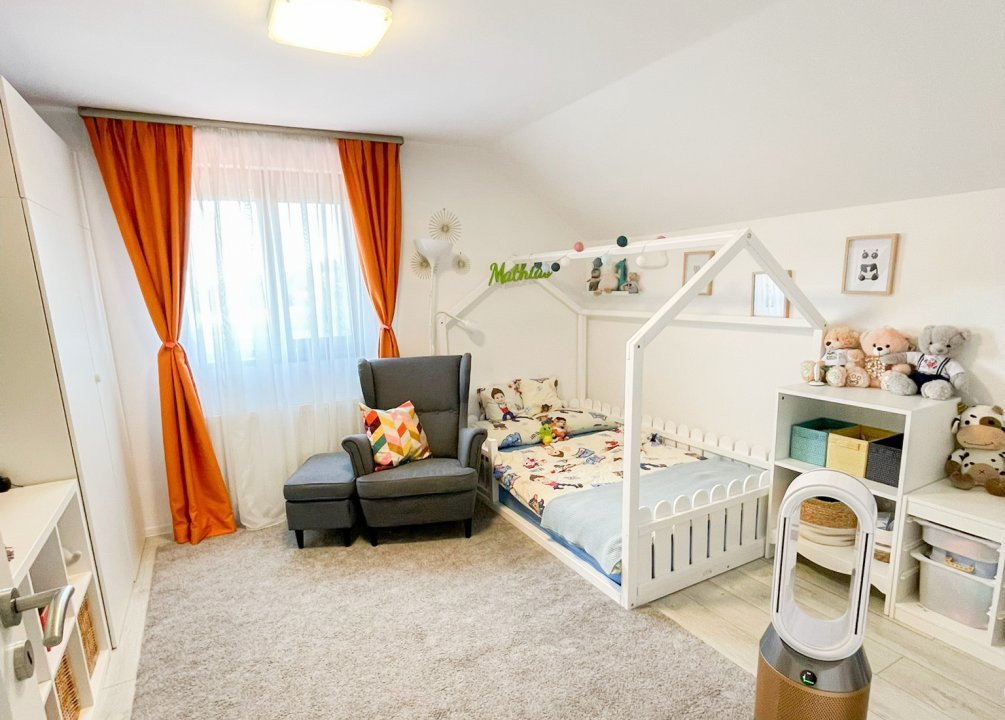 Casa individuala cu 5 camere in Mosnita Veche, zona Est 6, foxfort.ro