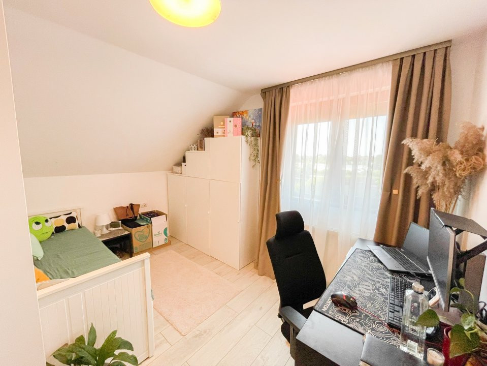 Casa individuala cu 5 camere in Mosnita Veche, zona Est 8, foxfort.ro