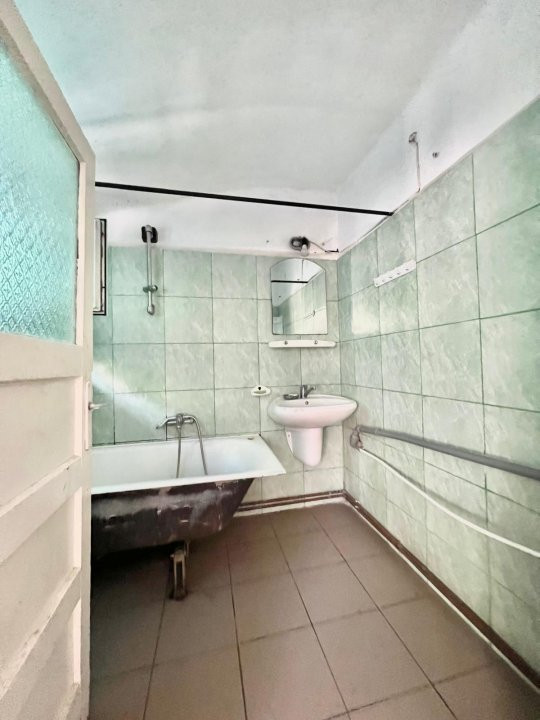 COMISION 0% Casa individuala cu 6 camere de vanzare, zona Lipovei 6, foxfort.ro