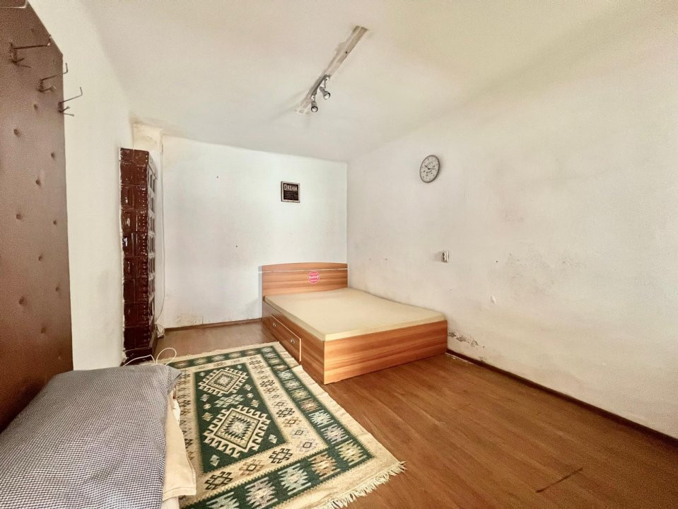 COMISION 0% Casa individuala cu 6 camere de vanzare, zona Lipovei 9, foxfort.ro